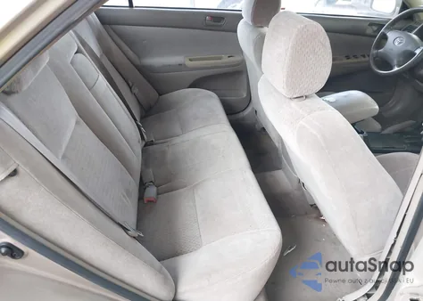 2002 Toyota Camry Le from USA, damaged, VIN JTDBE32K220068393